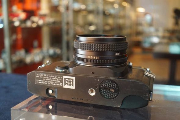 Konica Autoreflex TC + Hexanon AR 40mm f/1.8 pancake lens kit