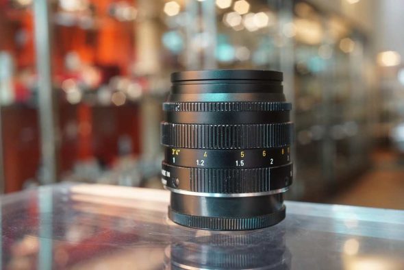 Leica Leitz Summilux 50mm f/1.4 V2, Black