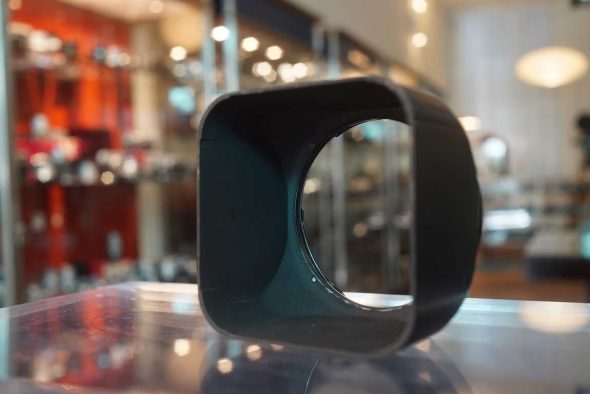 Hasselblad B50 lenshood for 150mm F/4 Sonnar lens