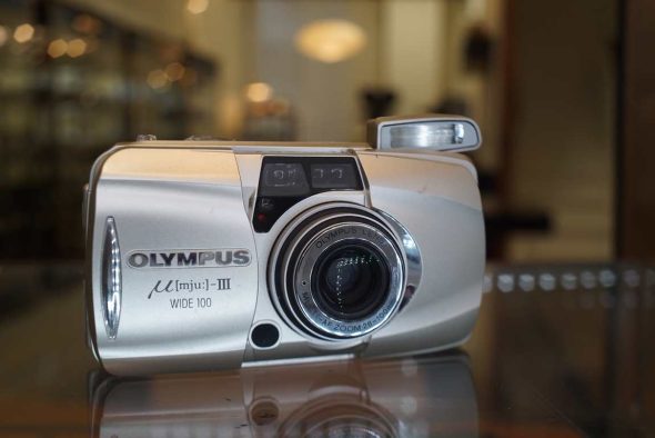 Olympus MJU III Zoom wide 100 w/ 28-100mm lens