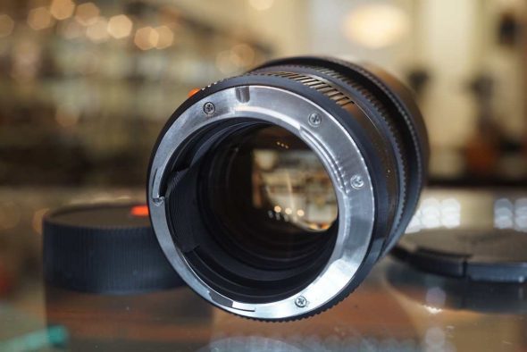 Leica APO-Summicron-M 90mm F/2 ASPH. lens