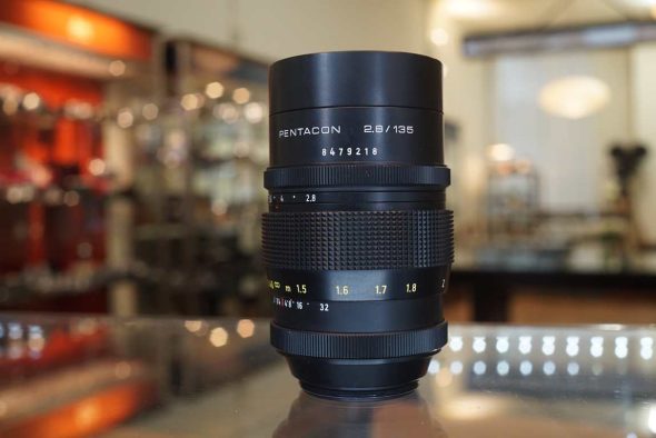 Pentacon 135mm f/2.8 Preset M42 mount