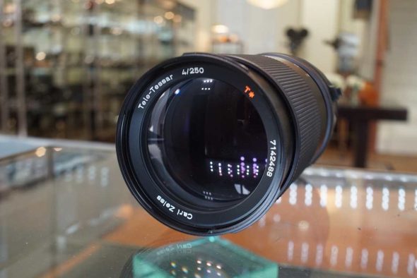 Carl Zeiss Tele-Tessar 250mm F/4 FE lens for Hasselblad F systems