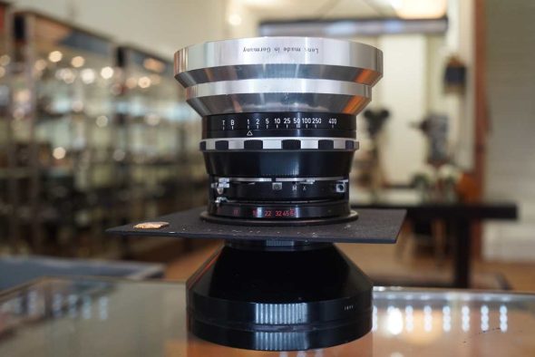 Schneider Super-Angulon 1:8 / 165mm 8×10 wide angle lens