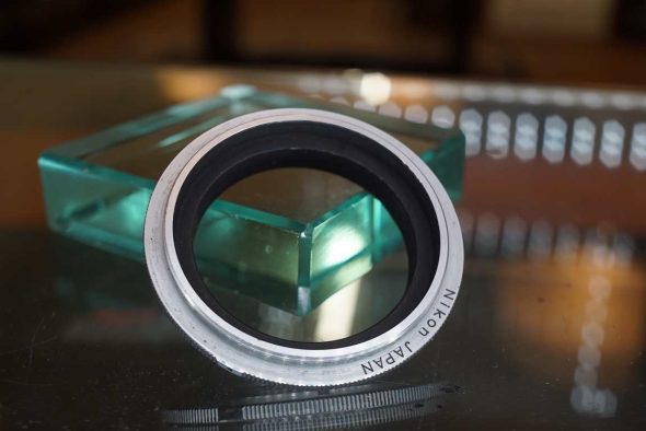 Nikon BR-2 screw in 52mm reverse ring for macro