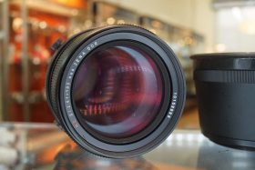 Carl Zeiss / Aus Jena Sonnar 180mm f/2.8 MC, M42 mount