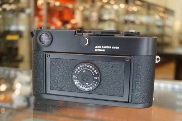 Leica M6 body black, cased