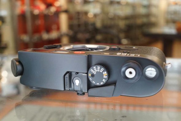 Leica M6 body black, cased