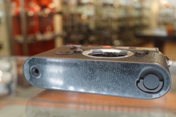Leica M6 body black, cased