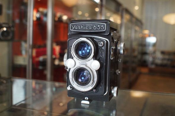 Yashica 635 TLR w/ Yashikor lens