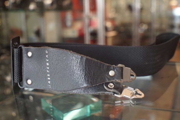 Hasselblad strap, wide variant