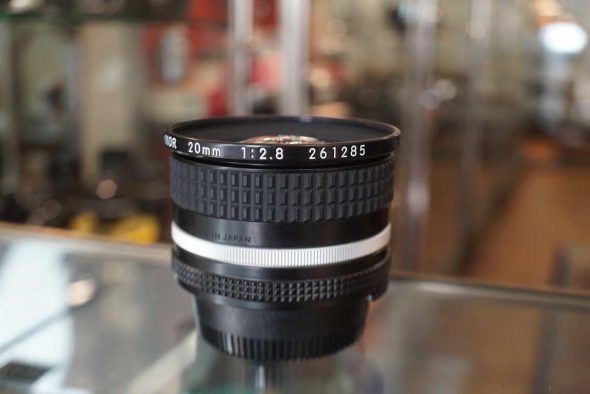 Nikon Nikkor 20mm F/2.8 AIS lens, Haze inside, LN cosmetics