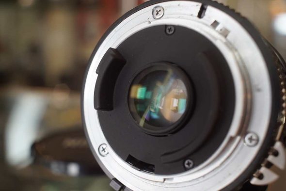 Nikon Nikkor 20mm F/2.8 AIS lens, Haze inside, LN cosmetics
