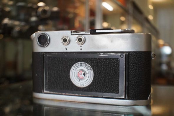 Leica M4 body chrome, worn but nice