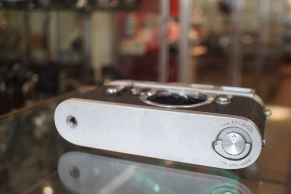 Leica M2 body, new shutter curtain, serviced