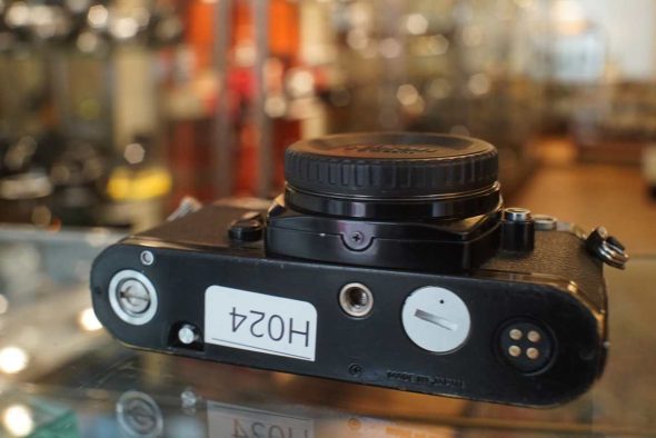 Nikon FM2 black body, broken shutter, OUTLET