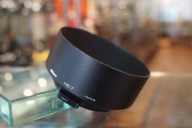 Nikon HS-7 clip on lenshood for 58/1.2 Noct, AF Micro 105mm lens