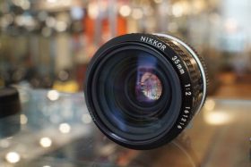 Nikon Nikkor 35mm F/2 AI lens