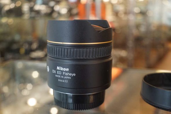 Nikon AF Fisheye-Nikkor 10.5mm F/2.8 G ED DX lens