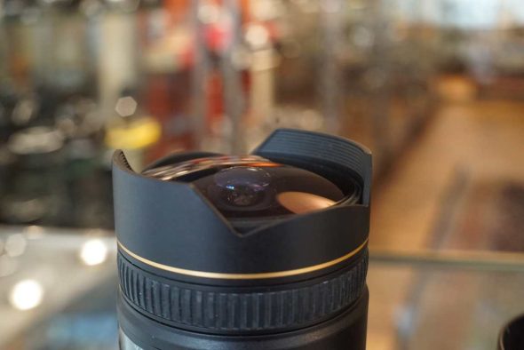 Nikon AF Fisheye-Nikkor 10.5mm F/2.8 G ED DX lens