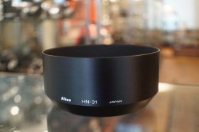 Nikon HN-31 screw in lenshood for 85/1.4 lens
