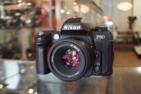 Nikon F80 kit + AF Nikkor 50mm f/1.8 D