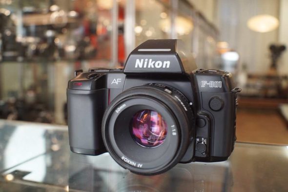 Nikon F-801 + AF Nikkor 50mm f/1.8