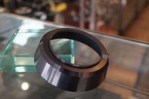 Nikon HN-3 screw in lenshood 52mm, for 35mm lenses