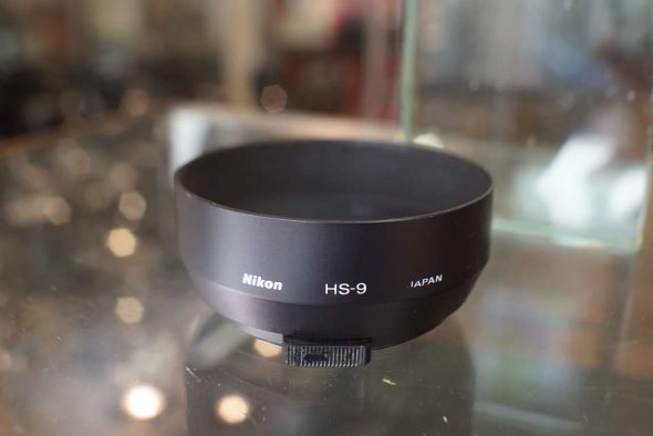 Nikon HS-9 clip on lenshood for 50mm F/1.8 and F/1.4