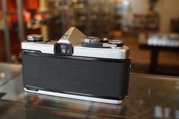 Olympus OM-1 + OM 50mm F/1.4 lens