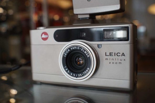 Leica Minilux Zoom + flash CF