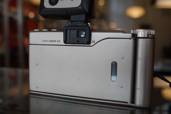 Leica Minilux Zoom + flash CF