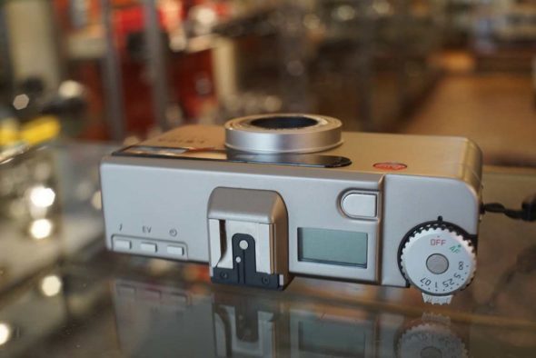 Leica Minilux Zoom + flash CF