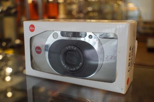 Leica Z2X compact camera, Boxed