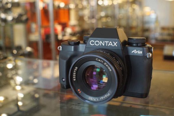 Contax Aria + Carl Zeiss Planar 50mm f/1.7 AE, boxed body