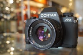 Contax Aria + Carl Zeiss Planar 50mm f/1.7 AE, boxed body