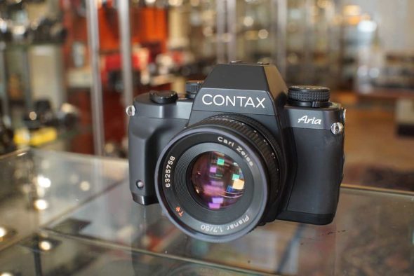 Contax Aria + Carl Zeiss Planar 50mm f/1.7 AE, boxed body