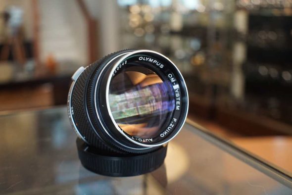 Olympus OM F.Zuiko 85mm f/2 lens