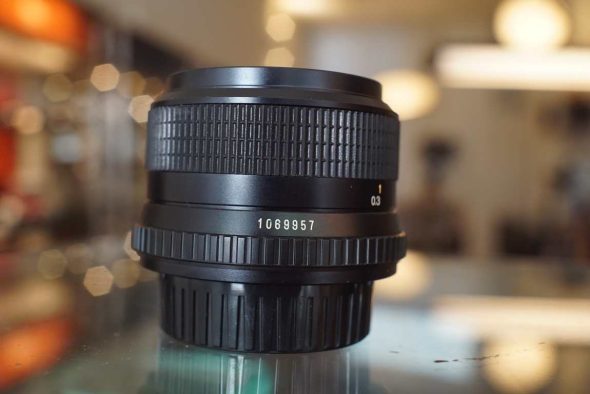 Minolta MD W.Rokkor 28mm f/2.8 wide angle lens