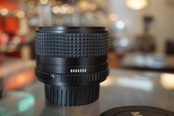 Minolta MD 20mm f/2.8 + Hood