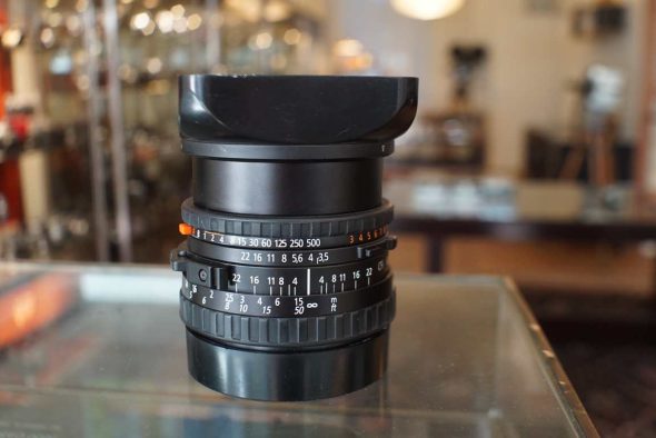 Carl Zeiss Distagon T* 60mm F/3.5 CFi for Hasselblad + lenshood