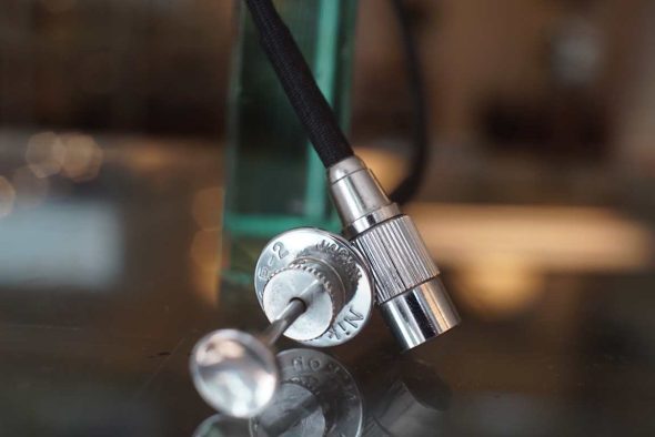 Nikon AR-2 cable release, for Nikon F/F2 and others (Leica)