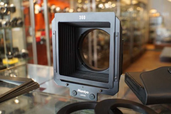 Mamiya RZ67 compendium variable lenshood + filterholders and adapterrings