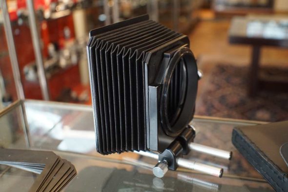 Mamiya RZ67 compendium variable lenshood + filterholders and adapterrings