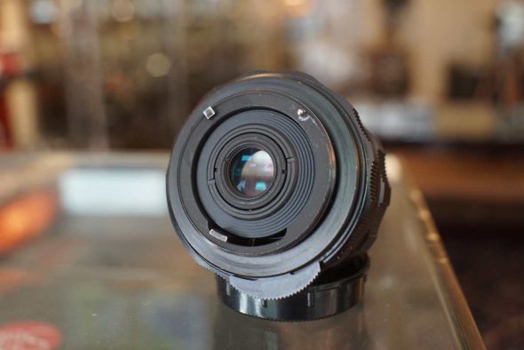 Pentax Super-Multi-Coated Takumar 28mm F/3.5 M42 lens + lenshood