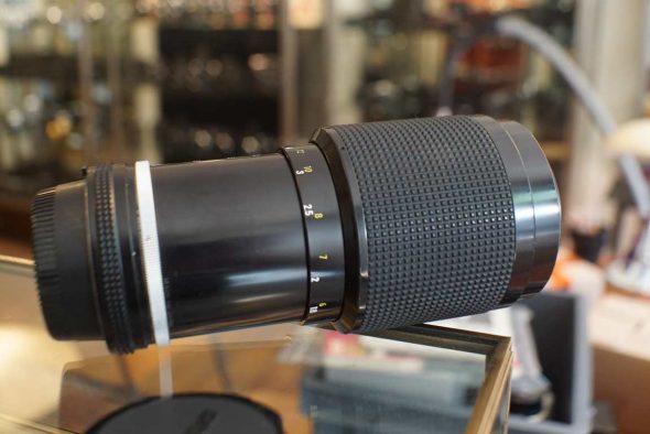 Nikon Zoom-Nikkor 80-200mm F/4.5 AI, boxed