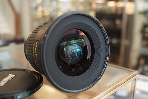 Nikon AF Zoom-Nikkor 18-35mm F/3.5-4.5D ED IF lens, boxed