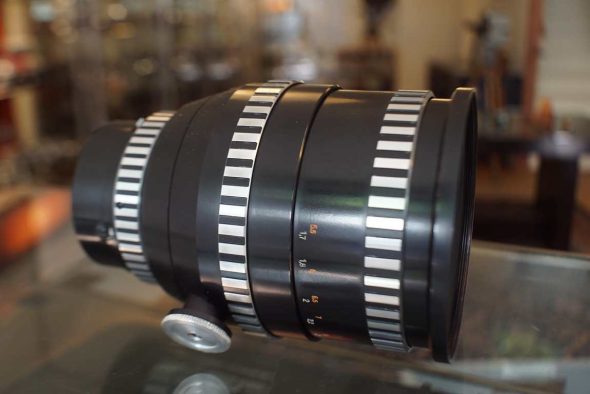 Carl Zeiss Sonnar 180mm F/2.8 lens with M42 mount