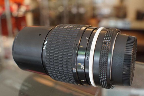 Nikon Nikkor 200mm f/4 AI lens