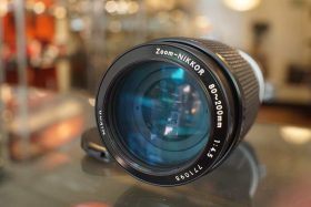 Nikon Zoom-Nikkor 80-200mm f/4.5 AI